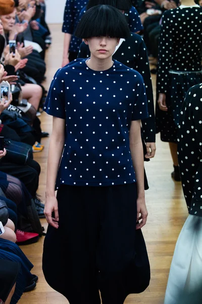 Look 48
